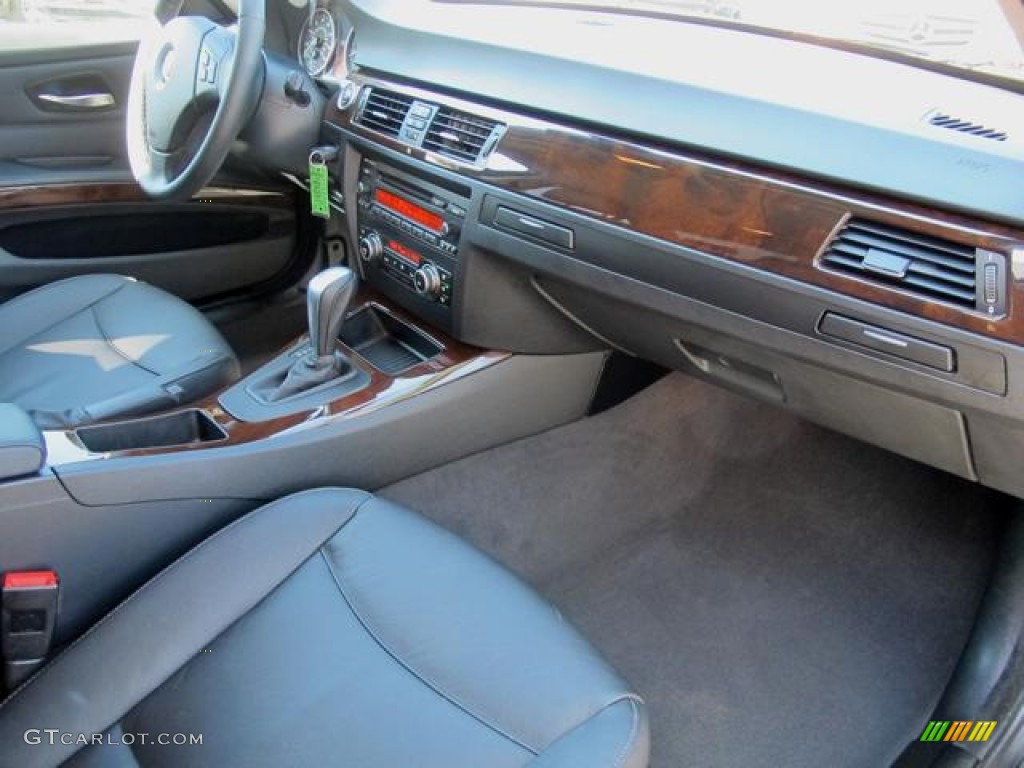 2010 3 Series 328i Sedan - Jet Black / Black photo #4