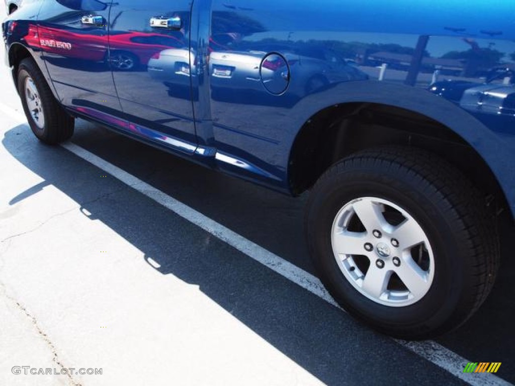 2011 Ram 1500 SLT Quad Cab 4x4 - Deep Water Blue Pearl / Dark Slate Gray/Medium Graystone photo #4