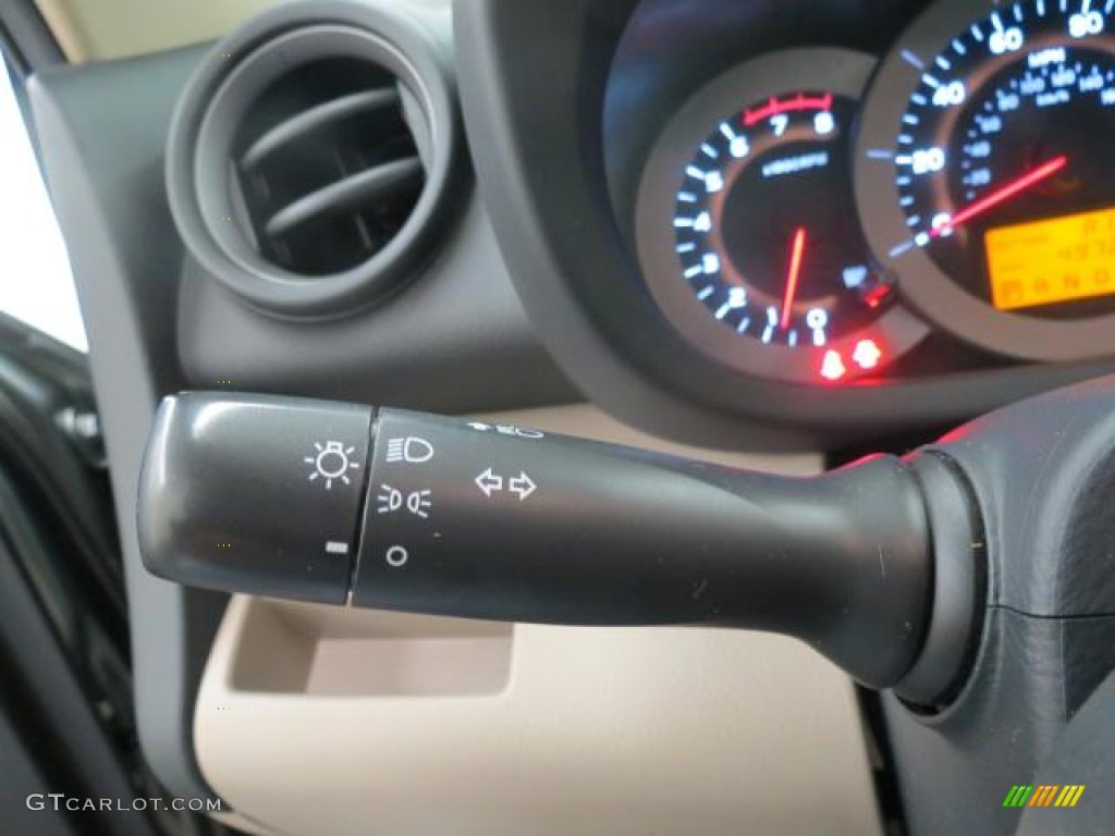 2008 Toyota RAV4 I4 Controls Photo #65633782