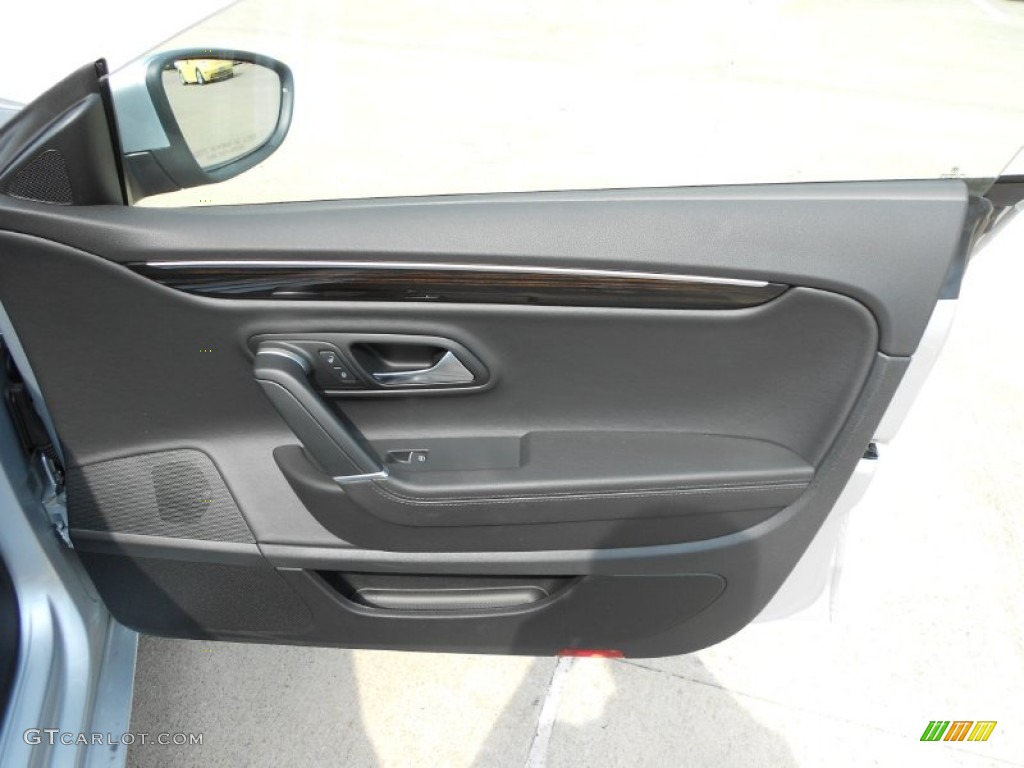 2013 Volkswagen CC V6 Lux Black Door Panel Photo #65634601