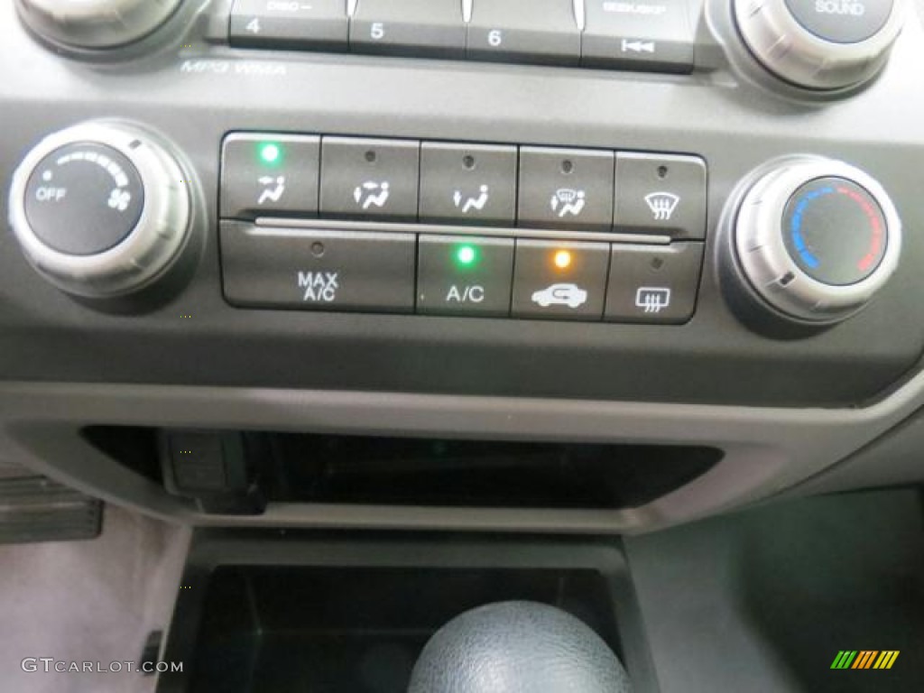 2007 Honda Civic LX Sedan Controls Photo #65635018
