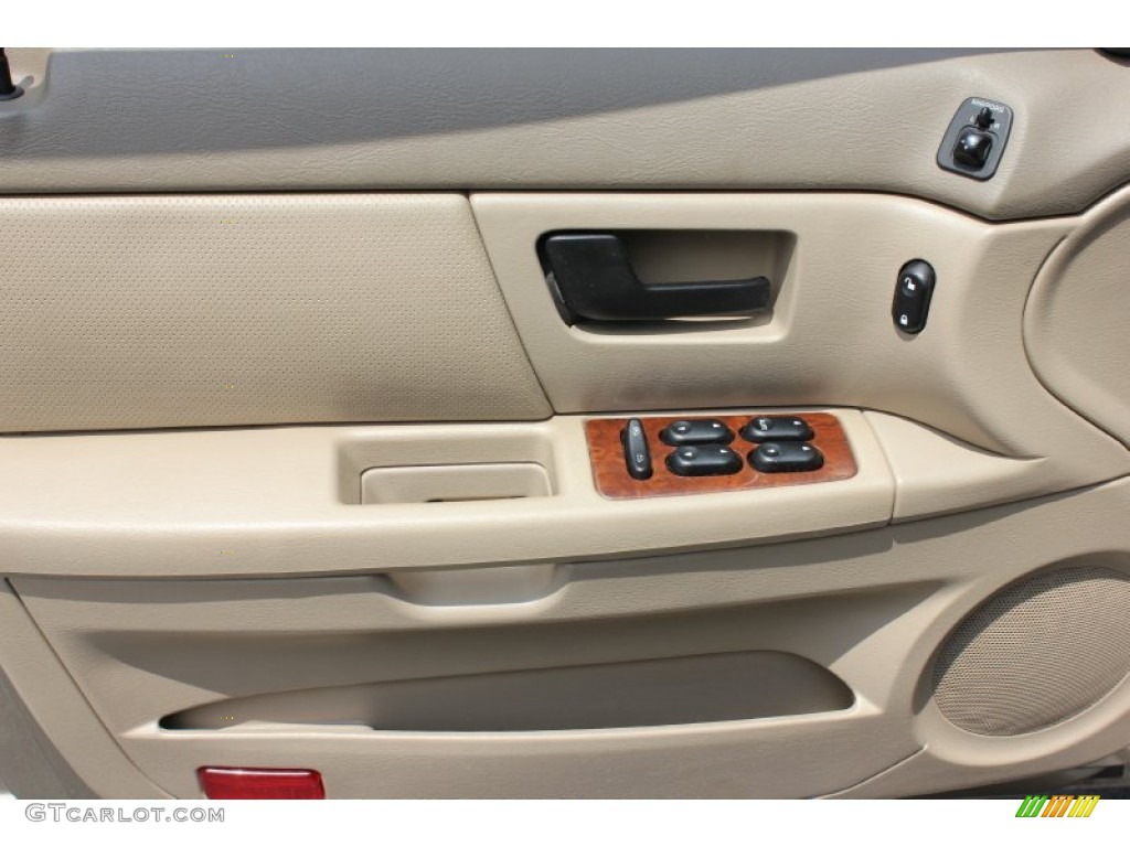 2004 Sable LS Premium Sedan - Arizona Beige Metallic / Medium Parchment photo #7