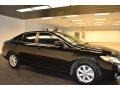 Black - Camry LE Photo No. 6