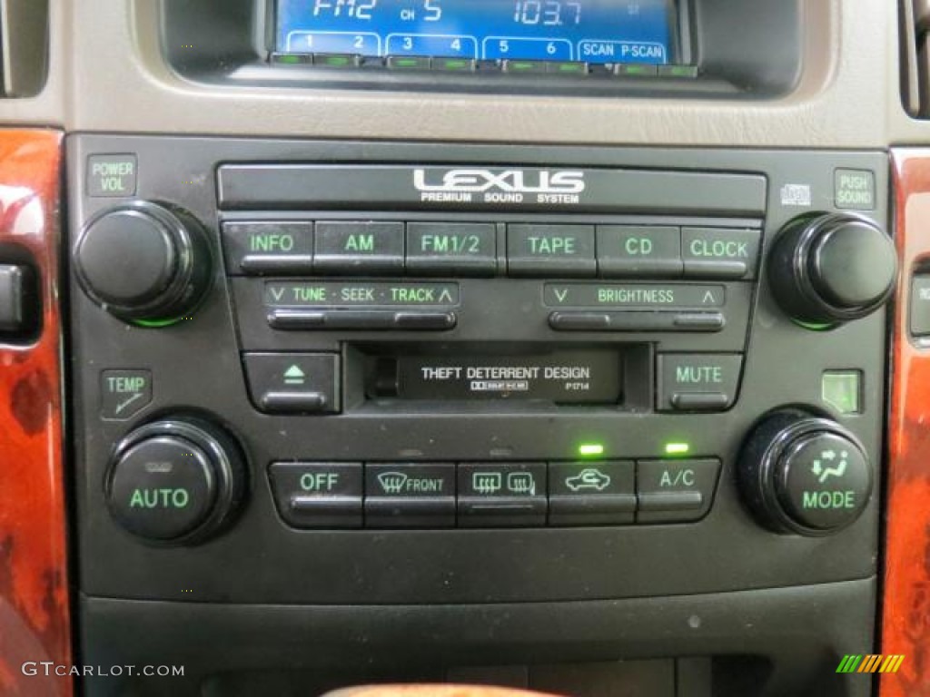2001 Lexus RX 300 Audio System Photo #65641936