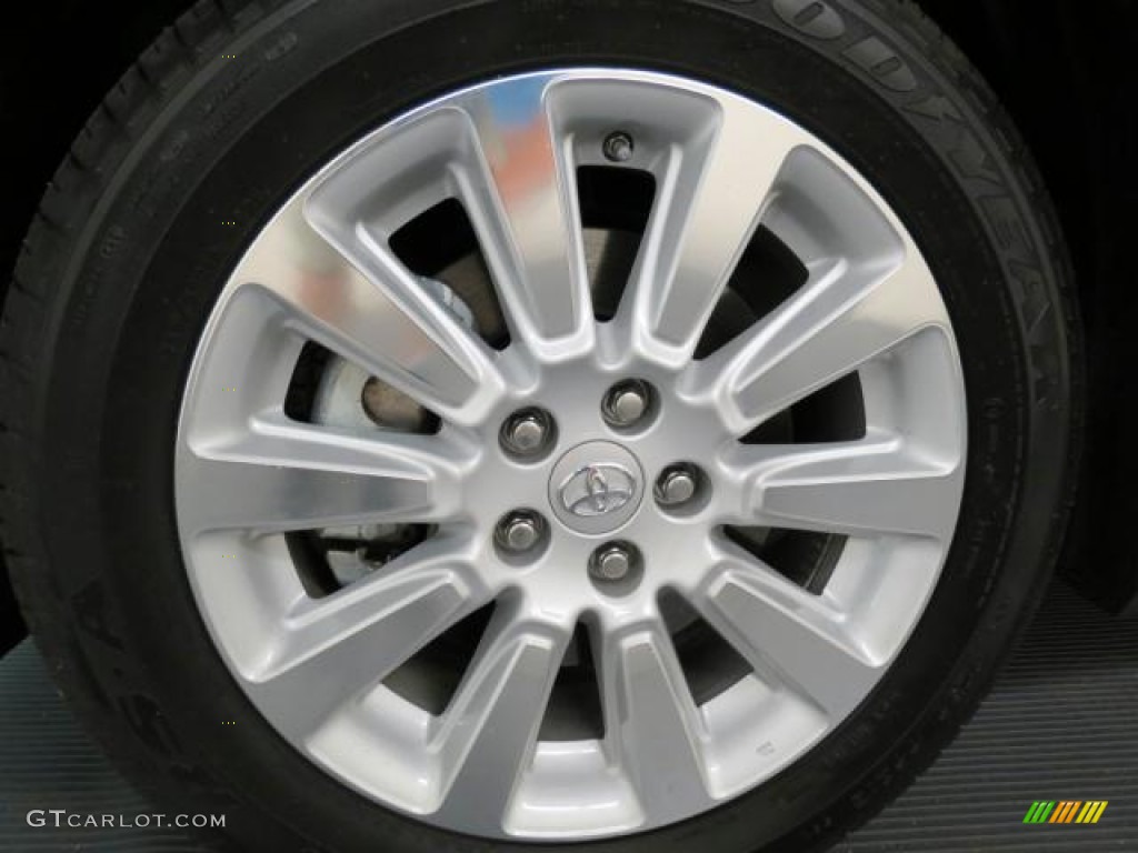 2012 Toyota Sienna Limited Wheel Photo #65642100