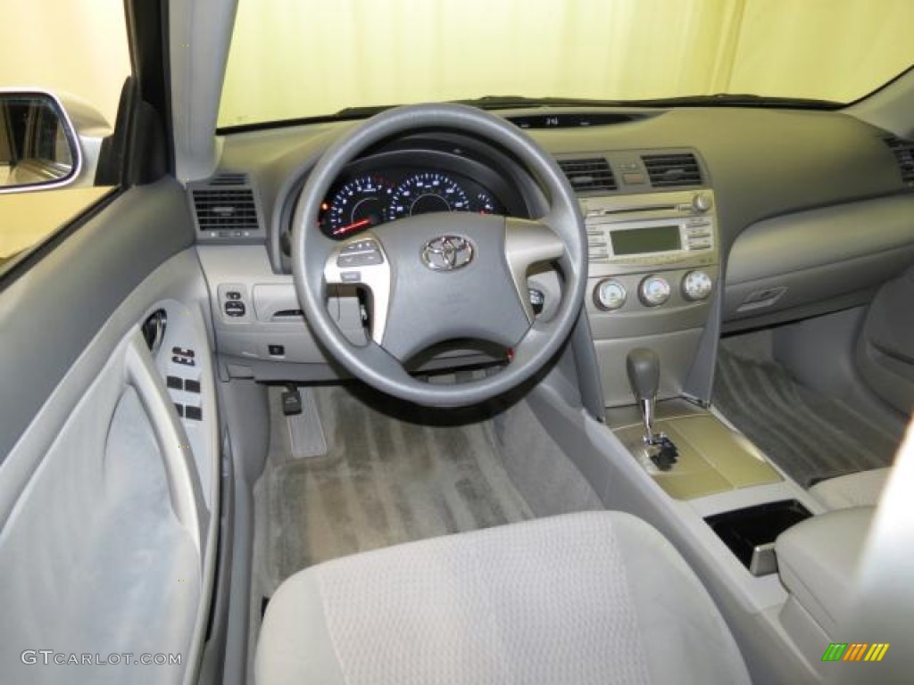 2010 Camry LE - Classic Silver Metallic / Ash Gray photo #5