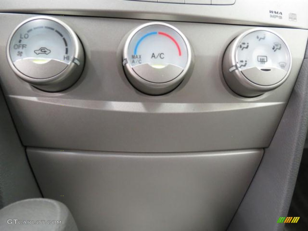 2010 Camry LE - Classic Silver Metallic / Ash Gray photo #15