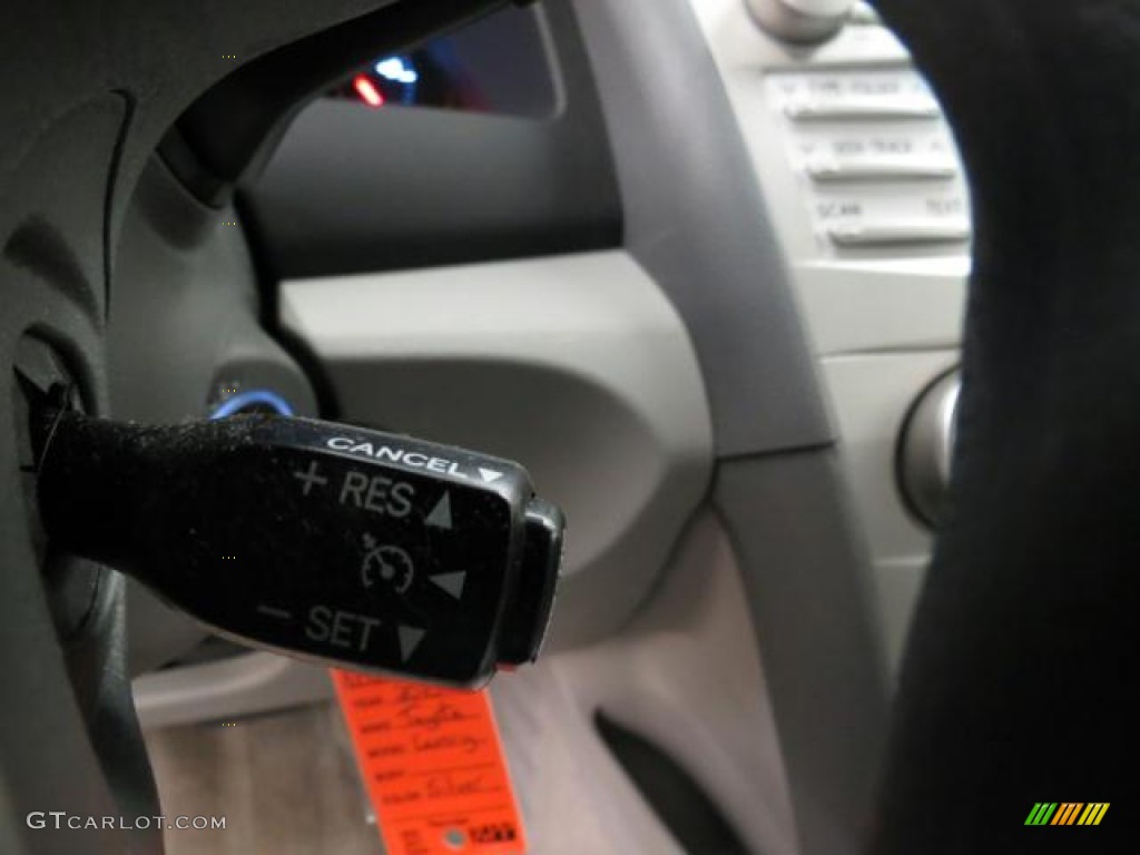 2010 Camry LE - Classic Silver Metallic / Ash Gray photo #17