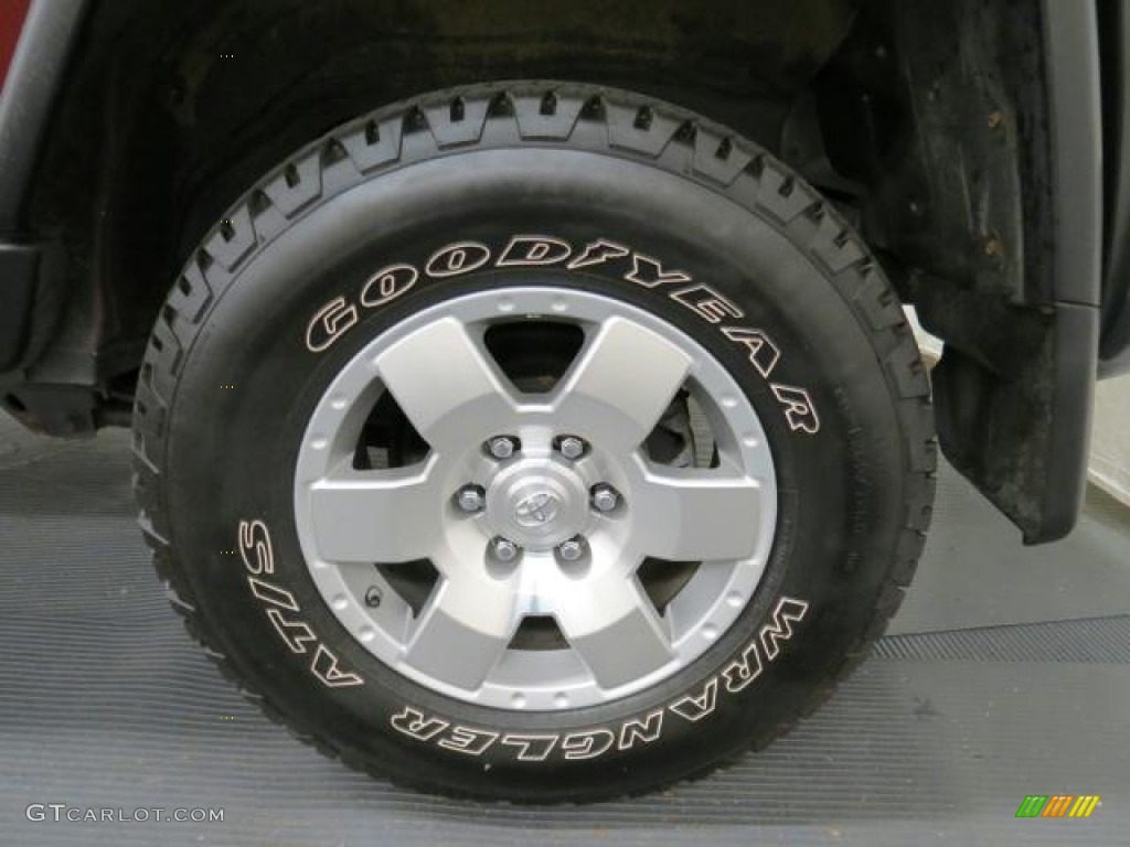 2009 Toyota FJ Cruiser 4WD Wheel Photo #65645575