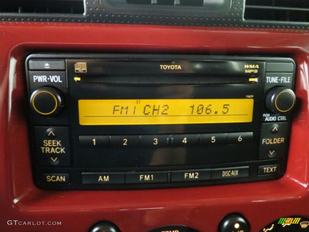 2009 Toyota FJ Cruiser 4WD Audio System Photo #65645651