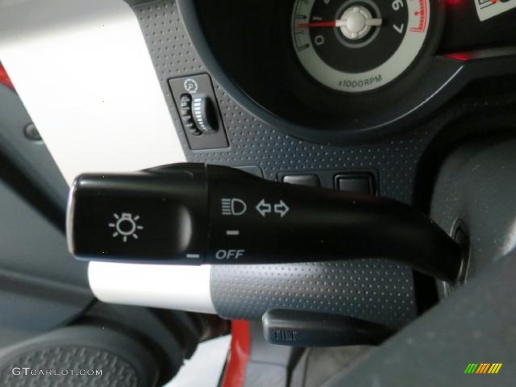 2009 Toyota FJ Cruiser 4WD Controls Photo #65645676