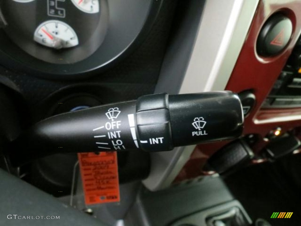 2009 Toyota FJ Cruiser 4WD Controls Photo #65645683