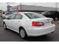 White Pearl - Galant FE Photo No. 13