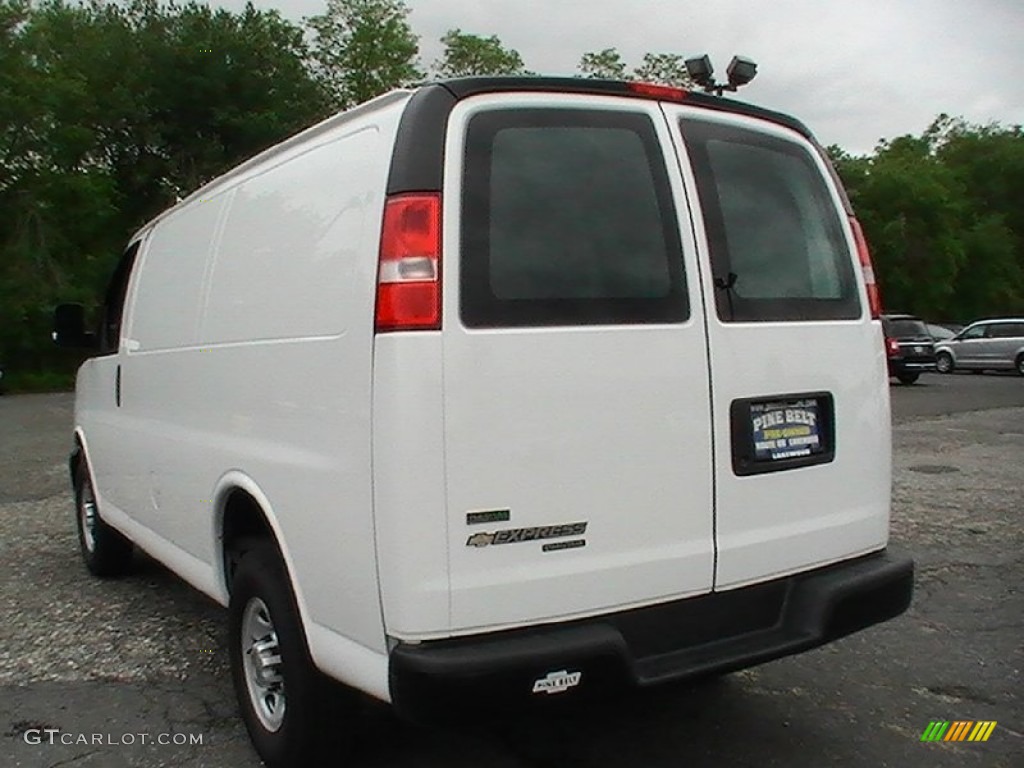 2012 Express 3500 Cargo Van - Summit White / Medium Pewter photo #6