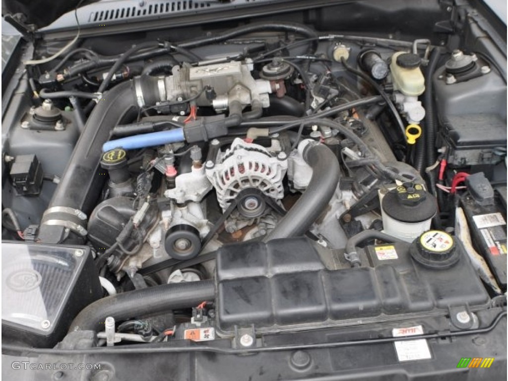 2004 Ford Mustang GT Coupe 4.6 Liter SOHC 16-Valve V8 Engine Photo #65654419