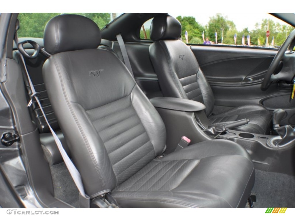 Dark Charcoal Interior 2004 Ford Mustang GT Coupe Photo #65654479