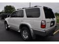 Natural White - 4Runner SR5 4x4 Photo No. 3