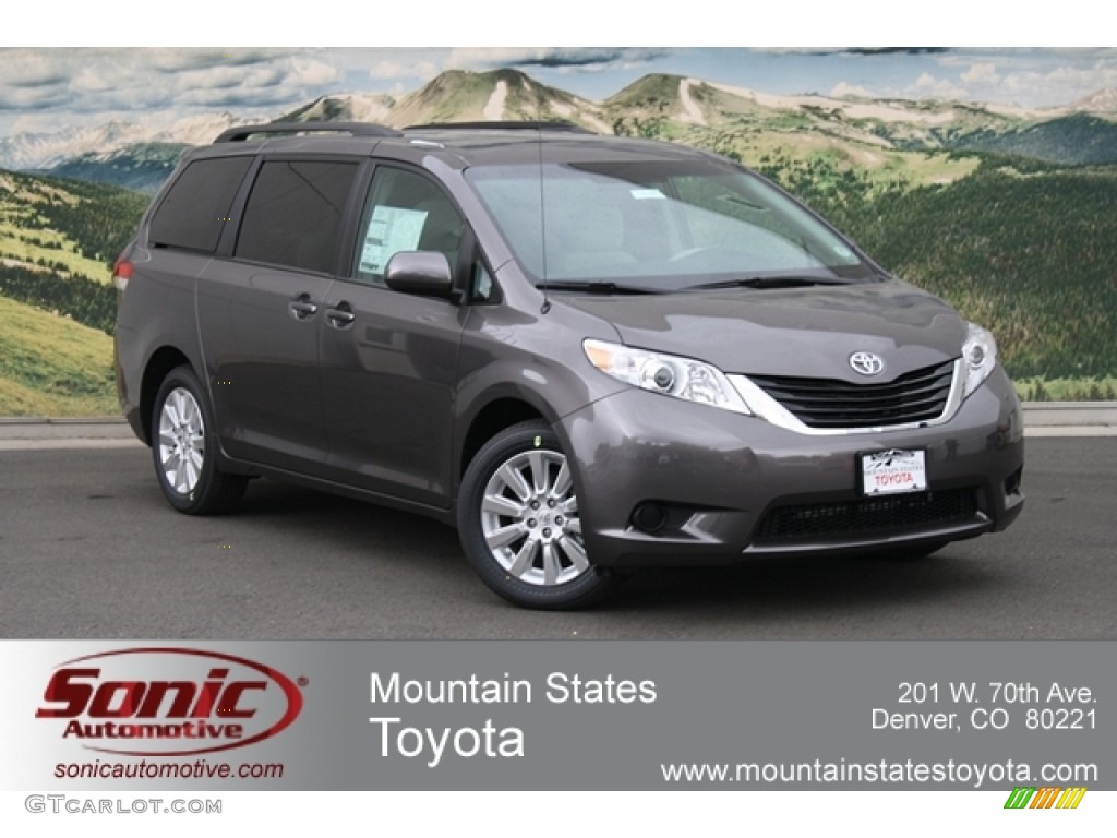 2012 Sienna LE AWD - Predawn Gray Mica / Light Gray photo #1