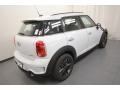 Light White - Cooper S Countryman Photo No. 7