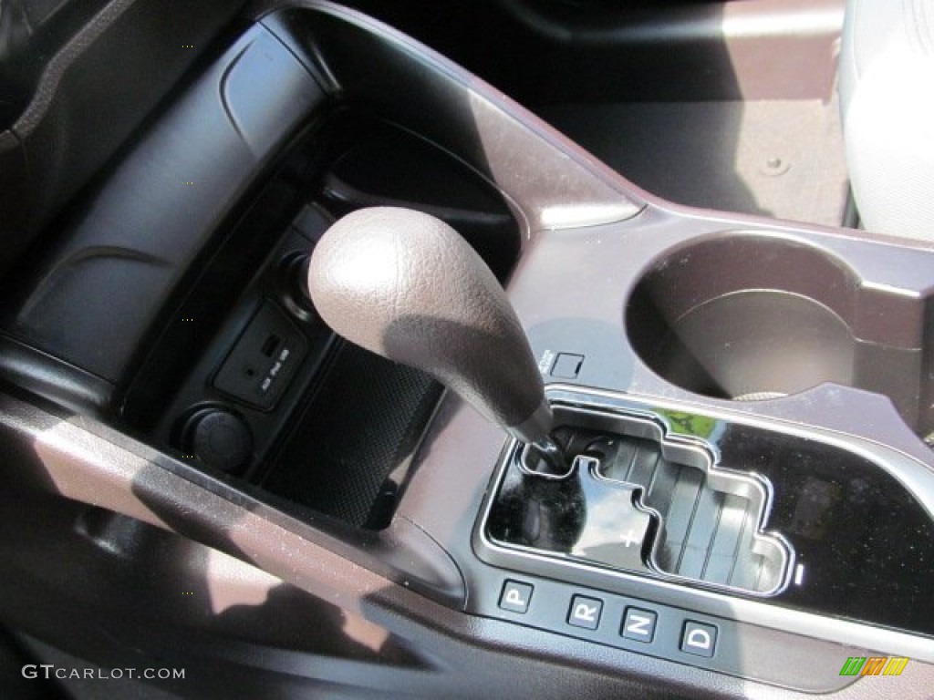 2010 Hyundai Tucson GLS 6 Speed Shiftronic Automatic Transmission Photo #65657542