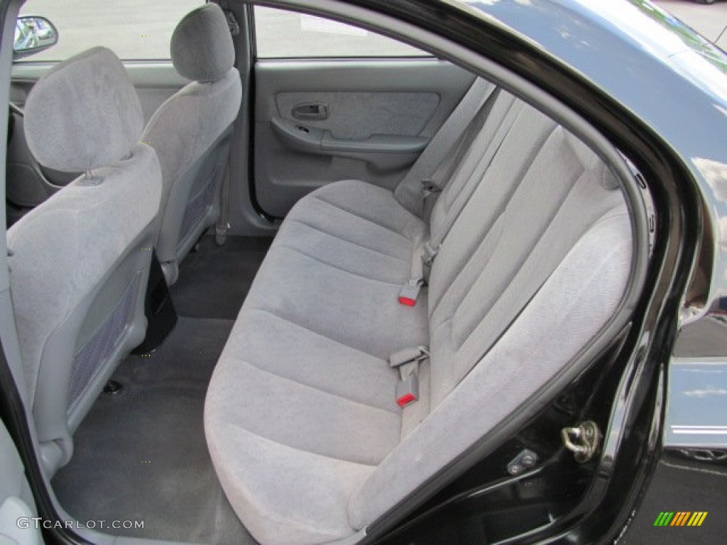 2004 Elantra GLS Sedan - Black Obsidian / Gray photo #12