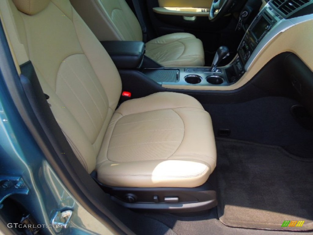 2009 Traverse LTZ AWD - Silver Moss Metallic / Cashmere/Ebony photo #22