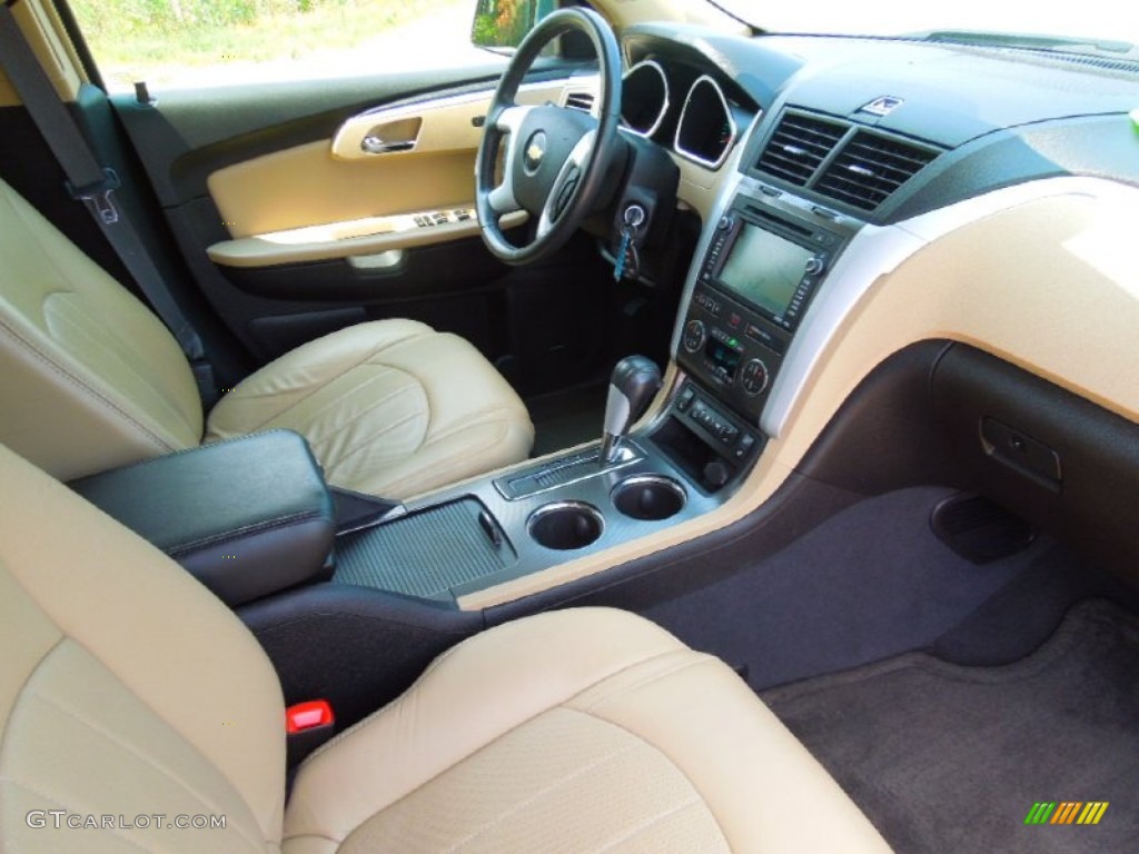 2009 Traverse LTZ AWD - Silver Moss Metallic / Cashmere/Ebony photo #23