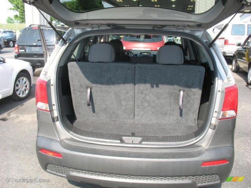 2011 Sorento LX V6 - Titanium Silver / Gray photo #6