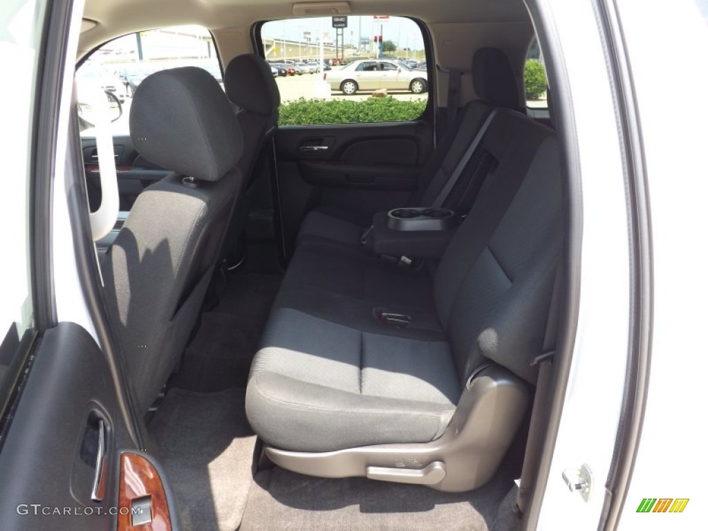 2011 Suburban LS 4x4 - Summit White / Ebony photo #15