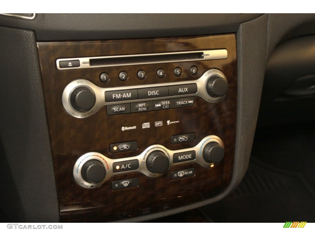 2010 Nissan Maxima 3.5 SV Premium Controls Photo #65661505