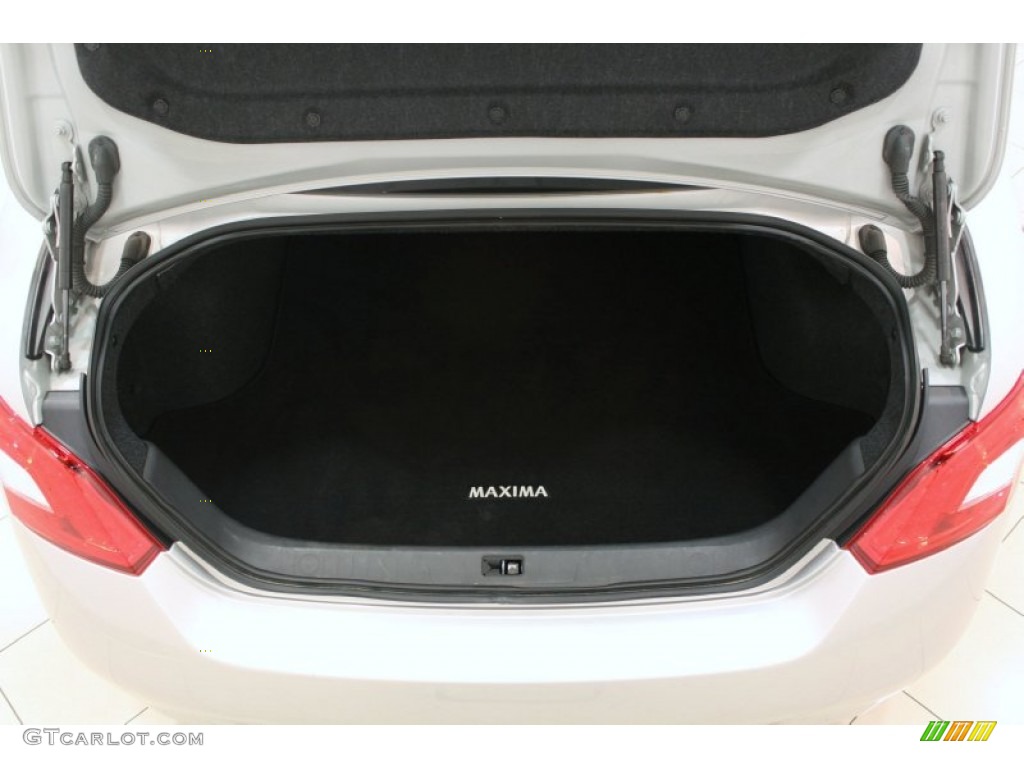 2010 Nissan Maxima 3.5 SV Premium Trunk Photos