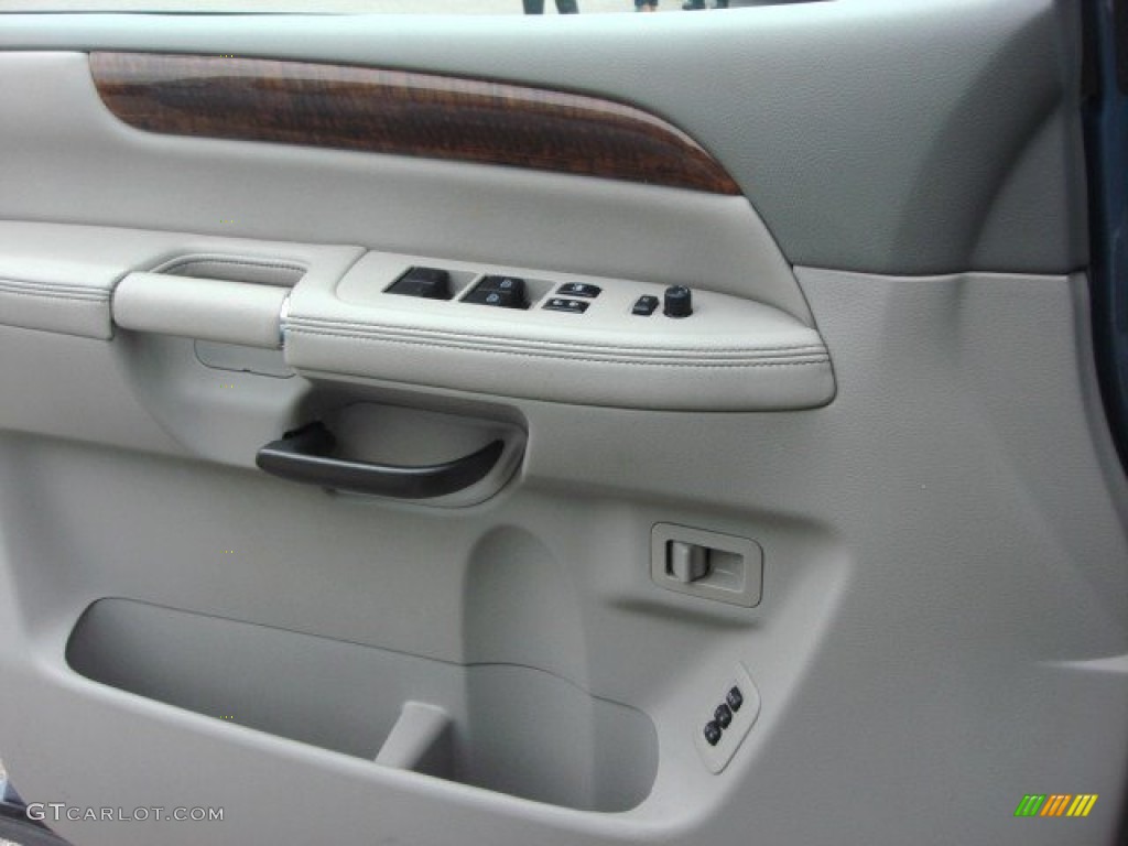 2010 Nissan Armada Platinum Door Panel Photos