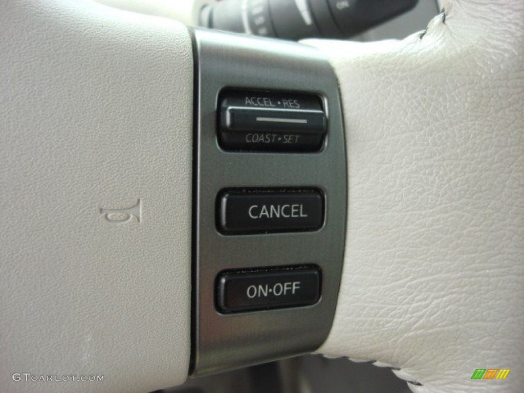 2010 Nissan Armada Platinum Controls Photos