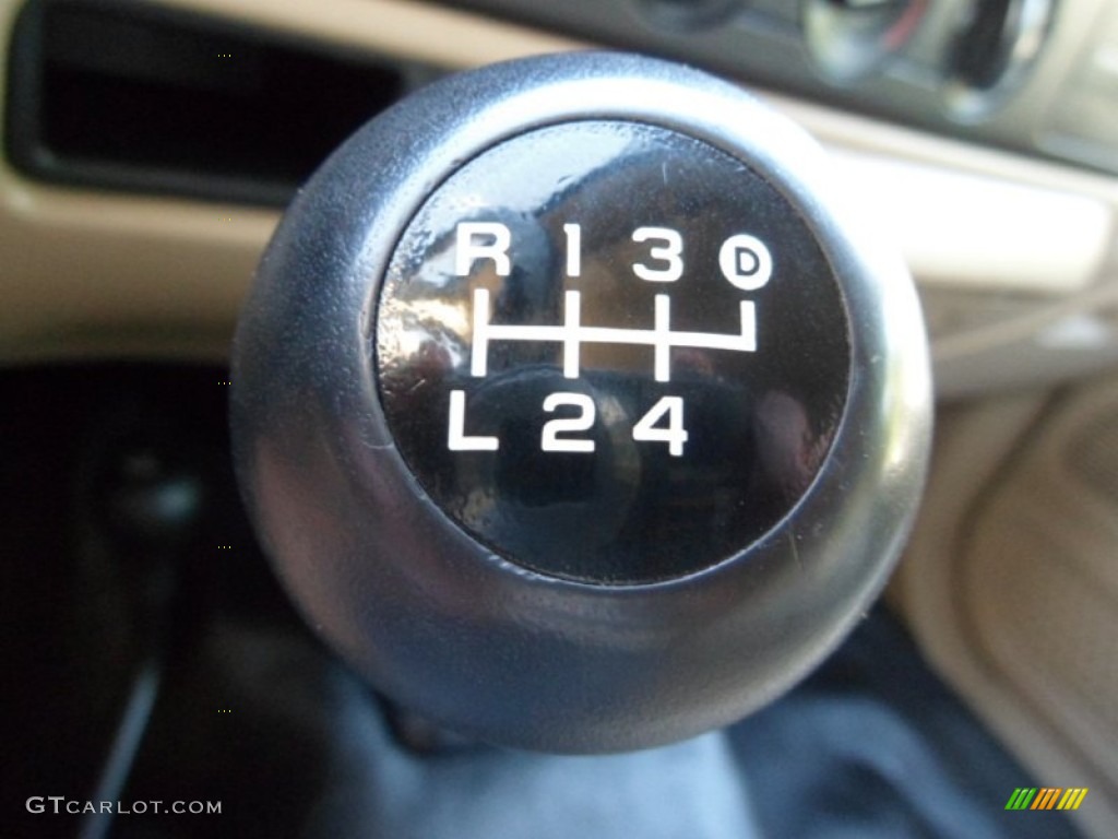 2006 Ford F350 Super Duty XL Regular Cab 4x4 Transmission Photos