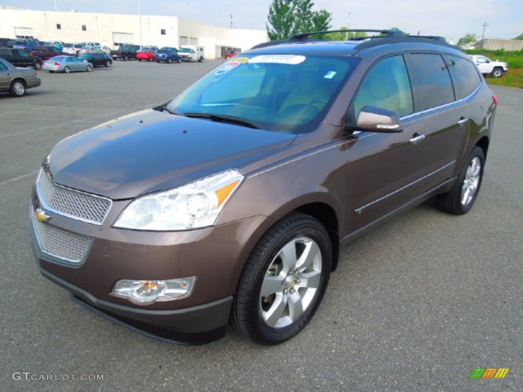 2009 Traverse LTZ - Desert Brown Metallic / Cashmere/Ebony photo #1