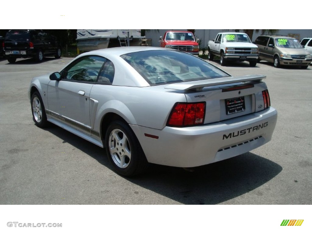 2002 Mustang V6 Coupe - Satin Silver Metallic / Medium Graphite photo #5