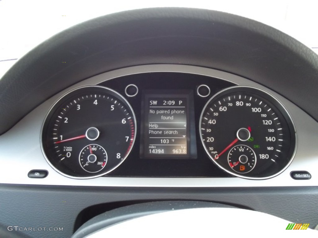 2011 Volkswagen CC Sport Gauges Photo #65665309