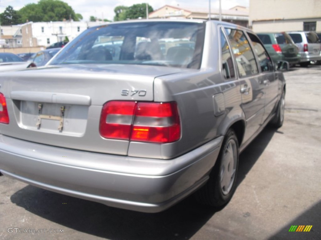 1998 S70  - Pewter Silver Metallic / Dark Gray photo #10