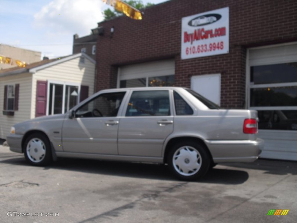 1998 S70  - Pewter Silver Metallic / Dark Gray photo #13