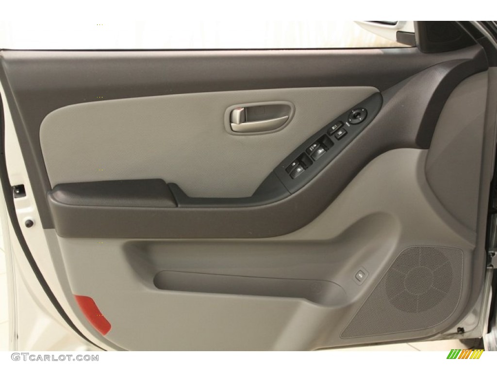 2009 Elantra SE Sedan - Quicksilver / Gray photo #5