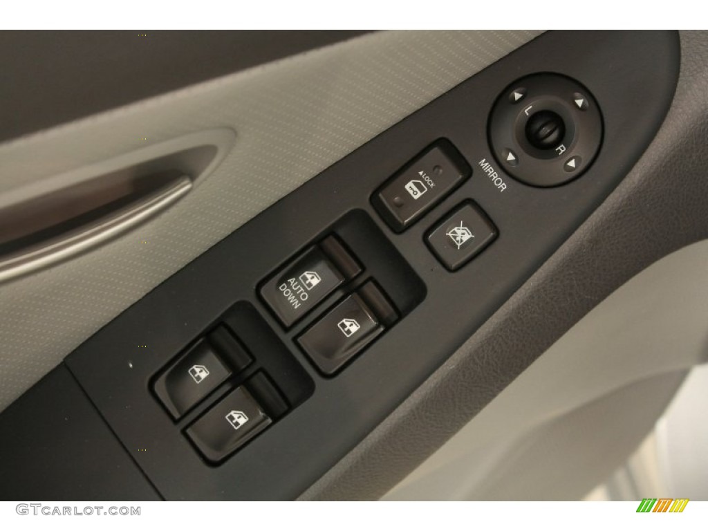 2009 Elantra SE Sedan - Quicksilver / Gray photo #6