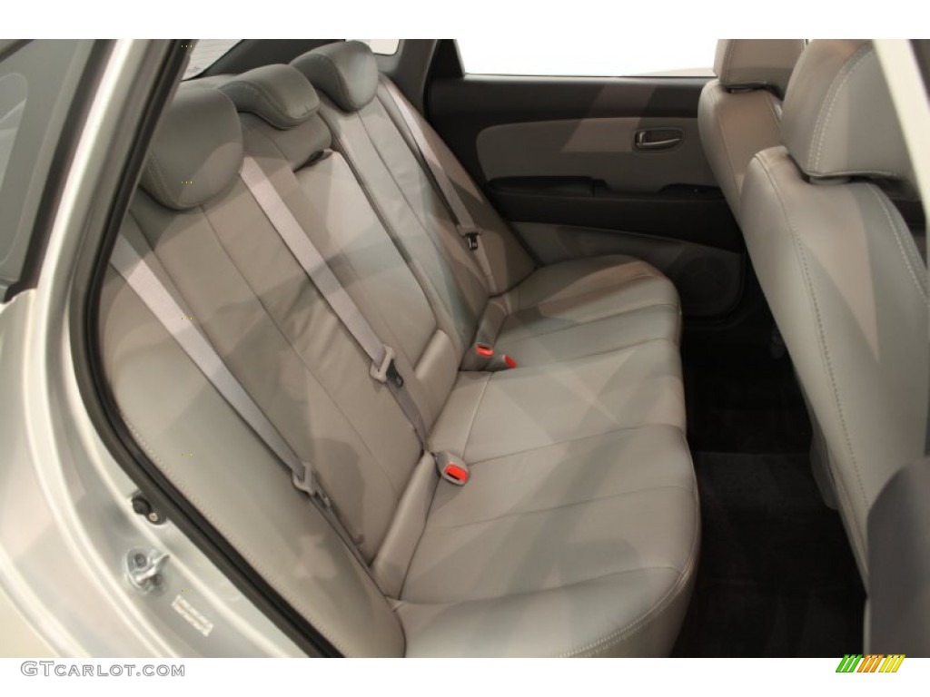 2009 Elantra SE Sedan - Quicksilver / Gray photo #16