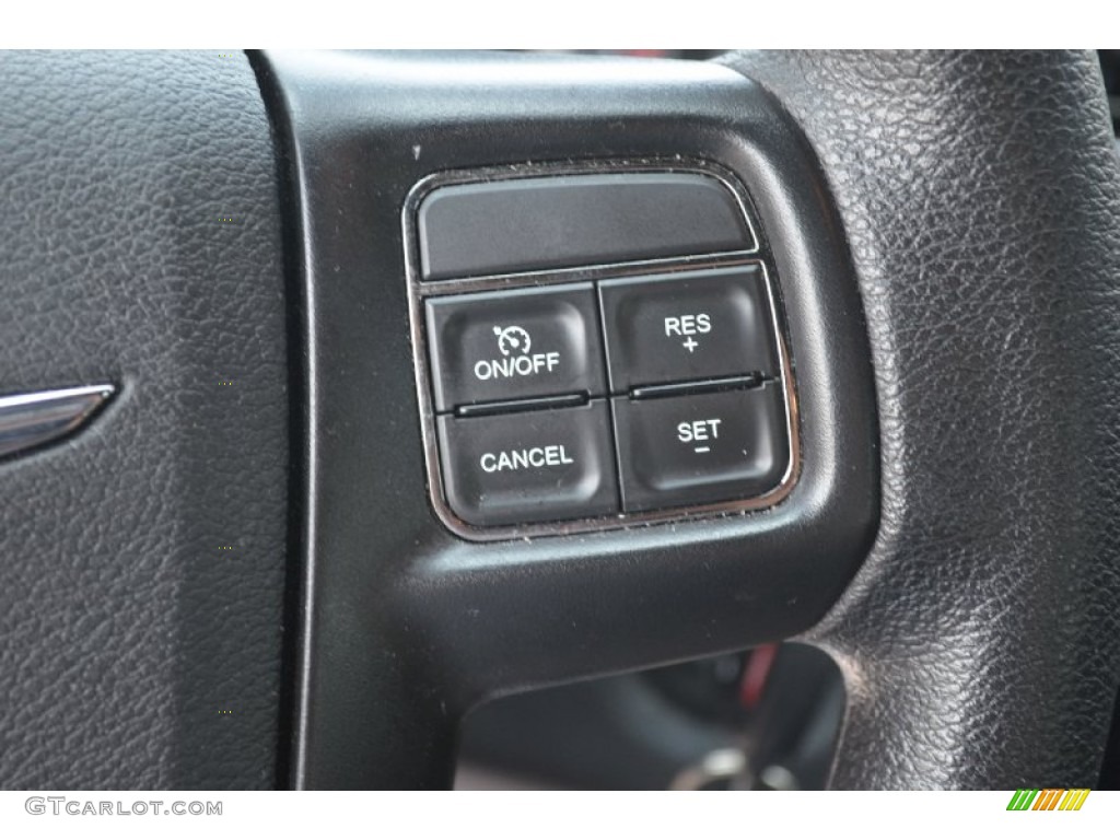 2012 Chrysler 200 LX Sedan Controls Photo #65670901