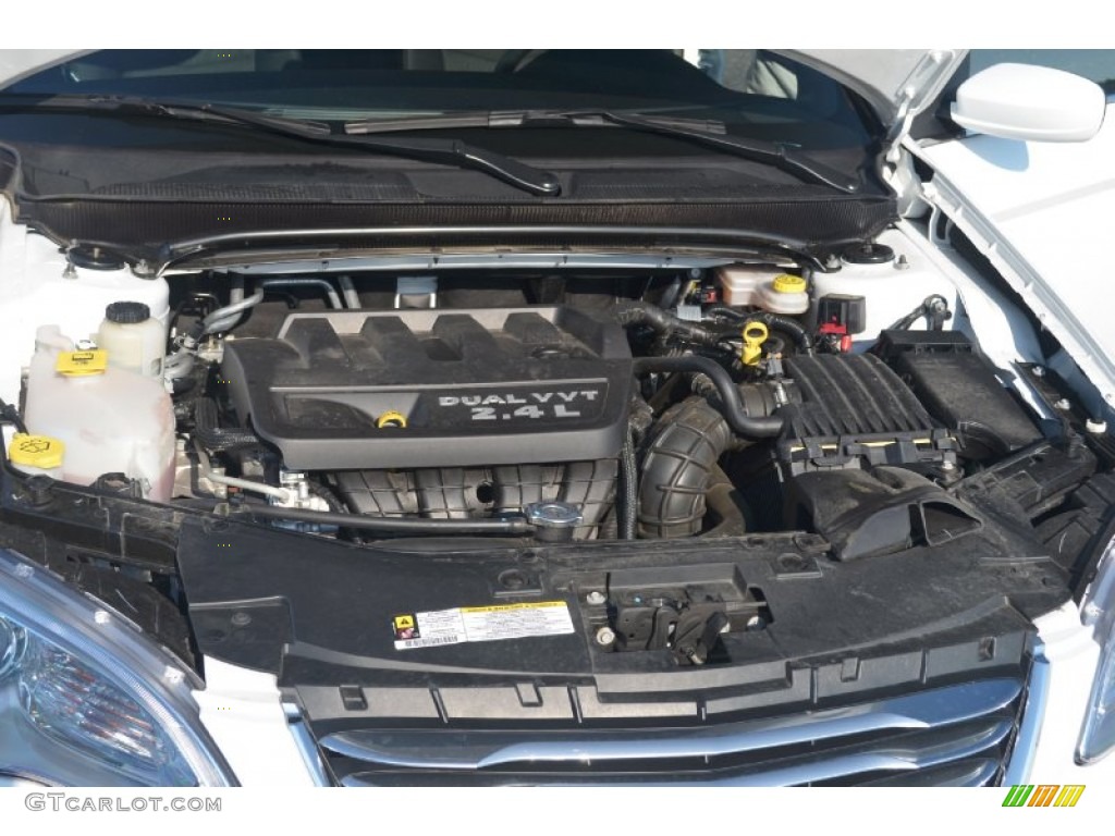 2012 Chrysler 200 LX Sedan 2.4 Liter DOHC 16-Valve Dual VVT 4 Cylinder Engine Photo #65671135