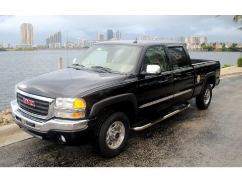 2005 GMC Sierra 1500 SLE Crew Cab Data, Info and Specs