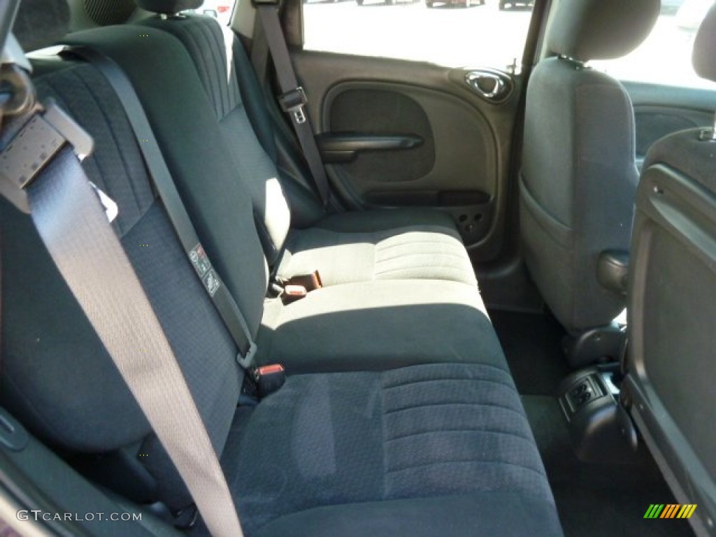 2005 Chrysler PT Cruiser Standard PT Cruiser Model Rear Seat Photos