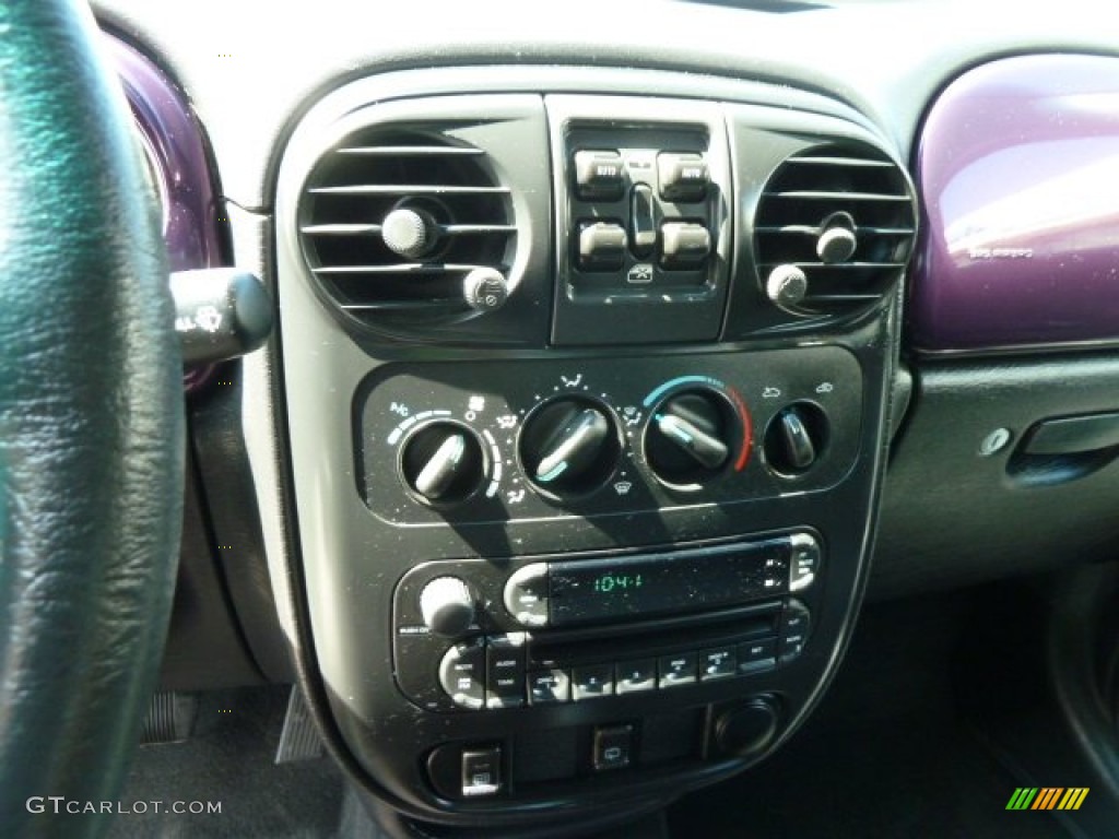 2005 Chrysler PT Cruiser Standard PT Cruiser Model Controls Photo #65676543