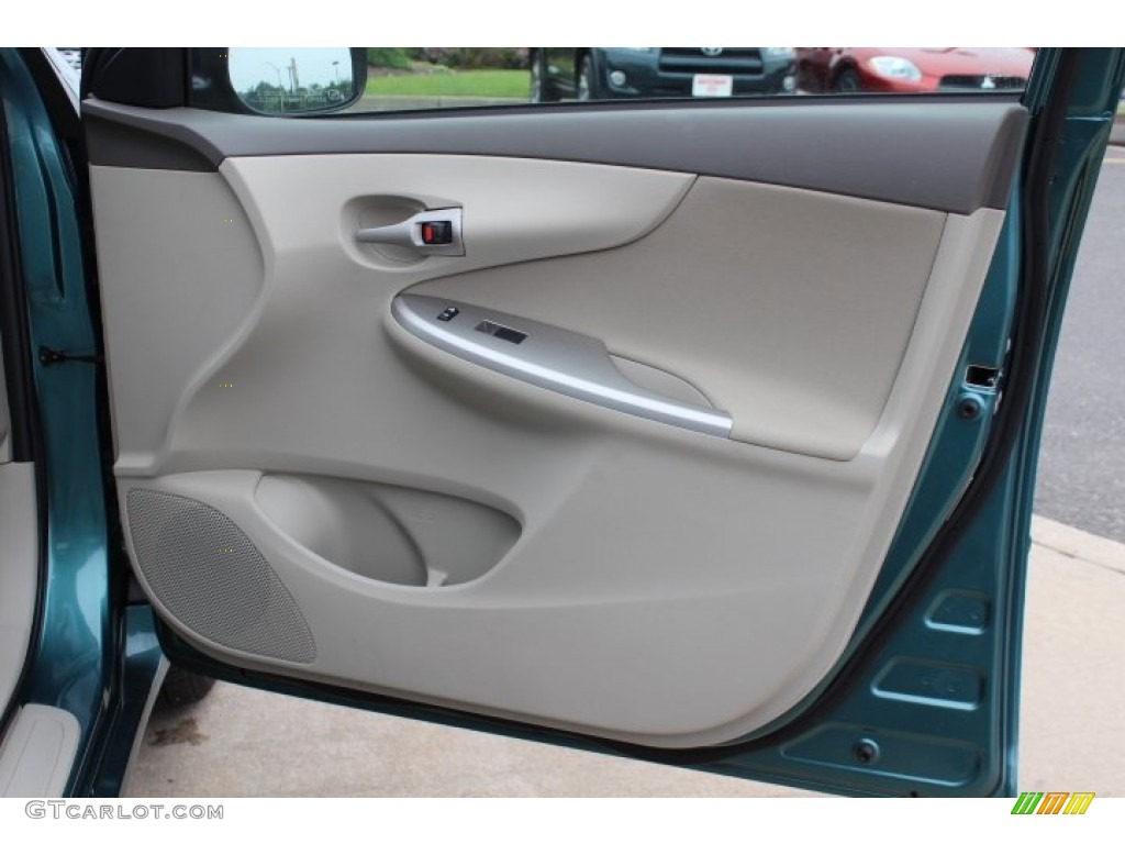2010 Toyota Corolla LE Bisque Door Panel Photo #65685669