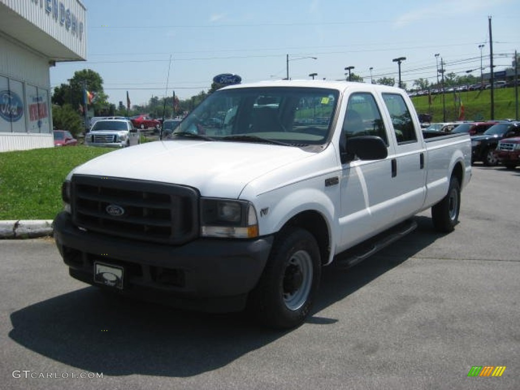 2002 F250 Super Duty XL Crew Cab - Oxford White / Medium Parchment photo #2