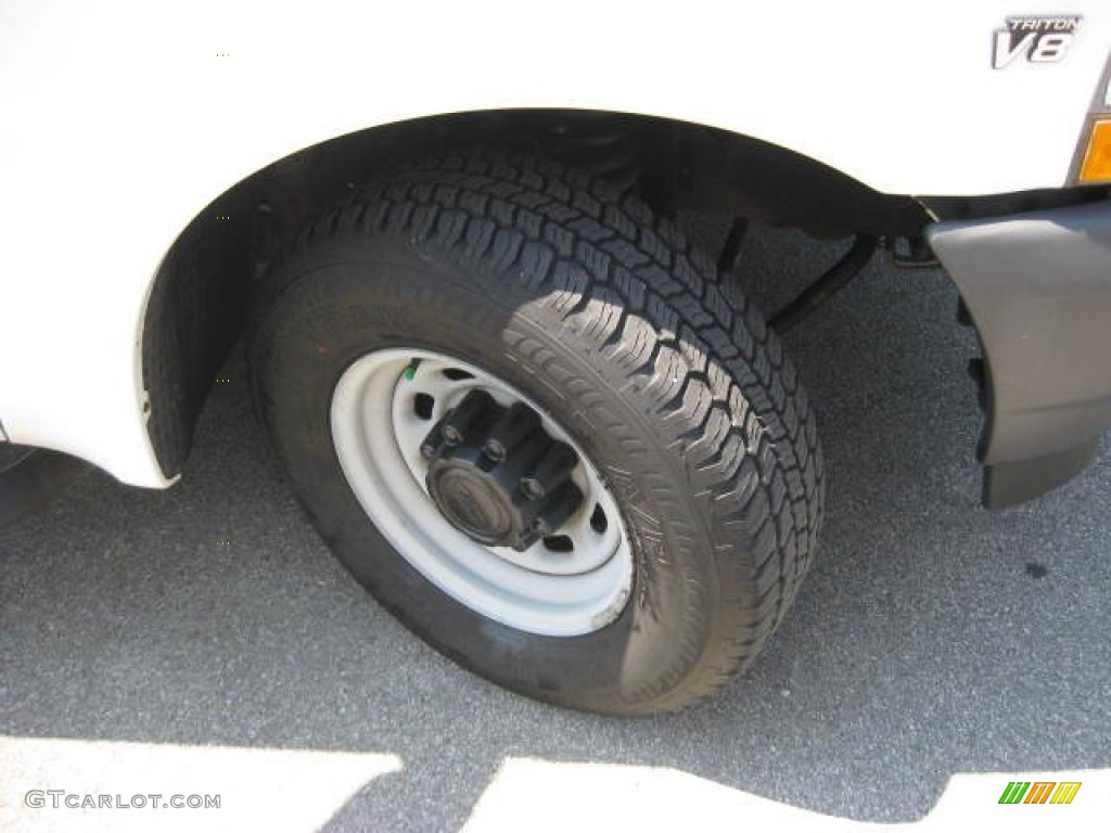 2002 F250 Super Duty XL Crew Cab - Oxford White / Medium Parchment photo #12